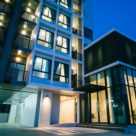 N24 Chonburi Hotell Exteriör bild