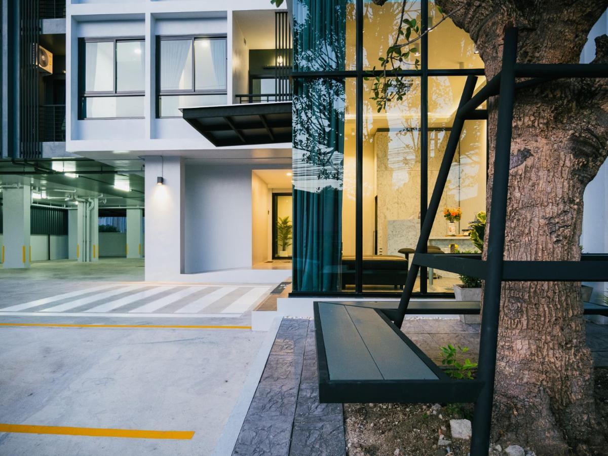 N24 Chonburi Hotell Exteriör bild