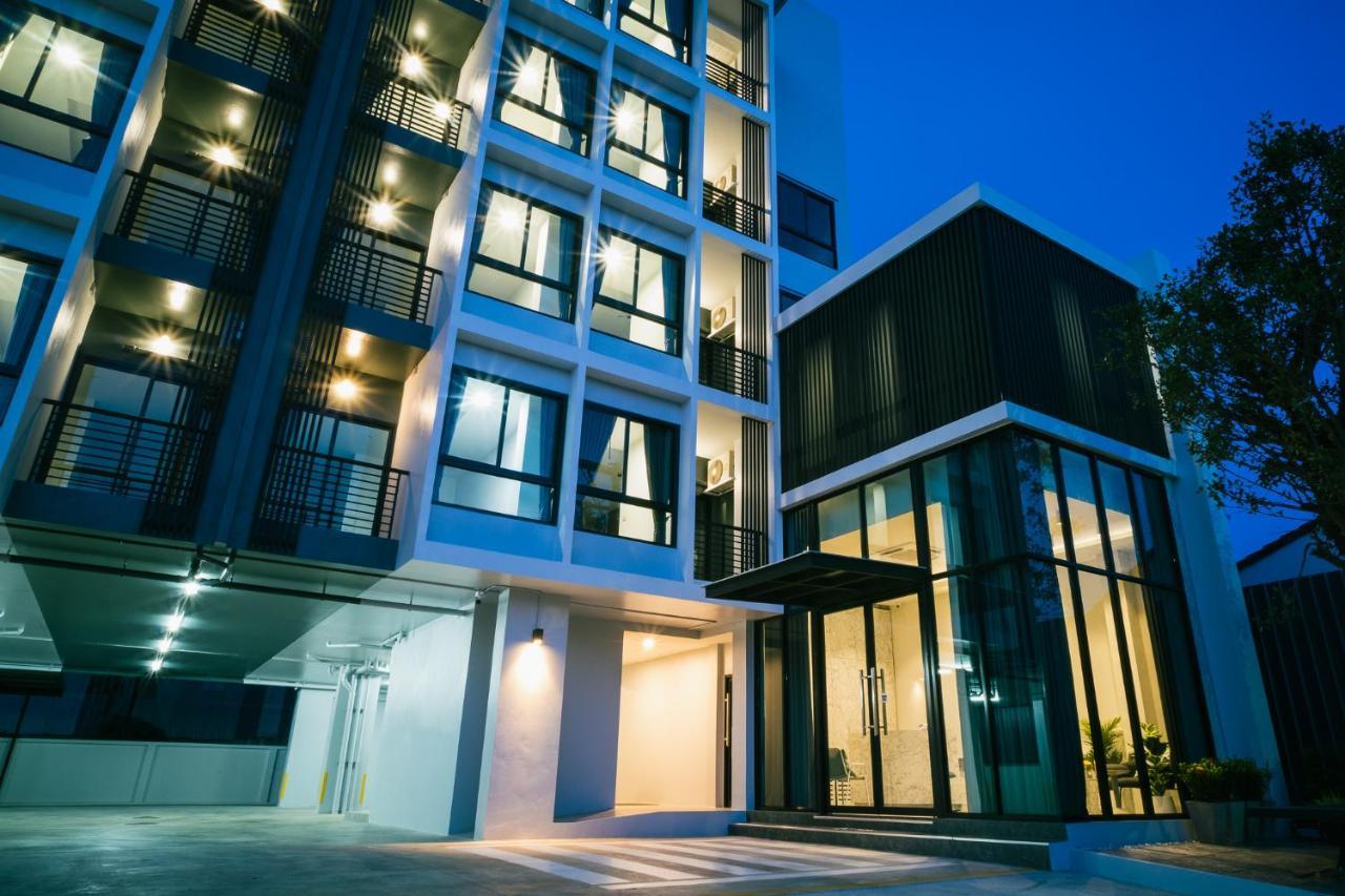 N24 Chonburi Hotell Exteriör bild